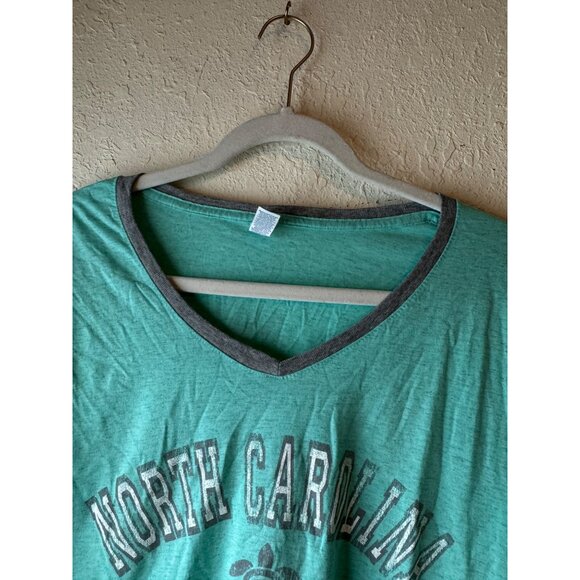 Jerzees North Carolina Aquariums V-Neck Tee XL Polyester Cotton Green Gray READ - Picture 4 of 10